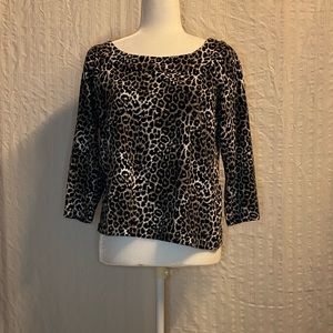 Leopard print top